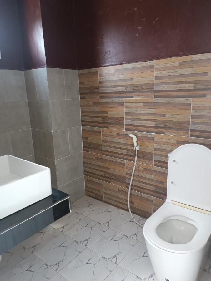 Rooms 101 贡布 外观 照片