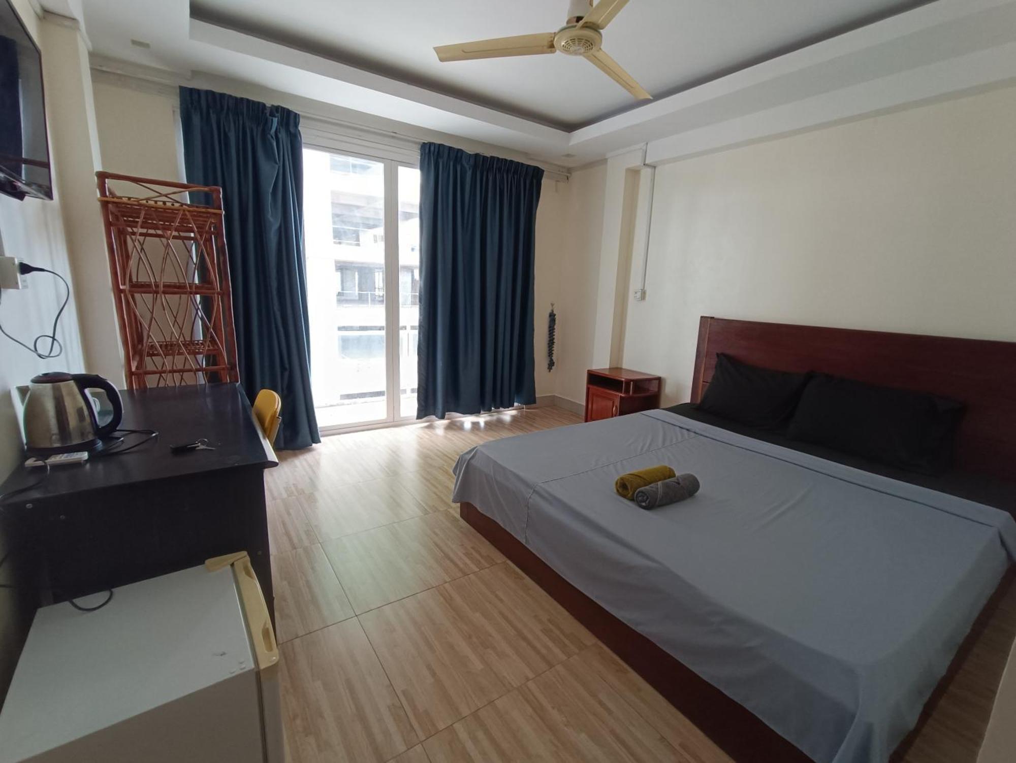 Rooms 101 贡布 外观 照片